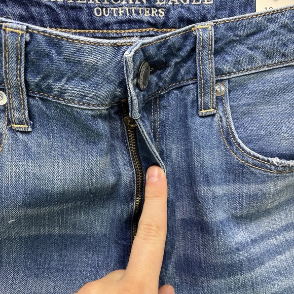 American Eagle Jeans Womens 12 Blue High Rise Tomgirl Distressed - Picture 4 of 15